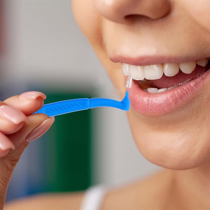 30Pcs Interdental Brushes Manual Toothbrush for Braces Teeth Cleaning L-Shaped Wear-Resistant Toothbrushes Portable Collection for Oral Care