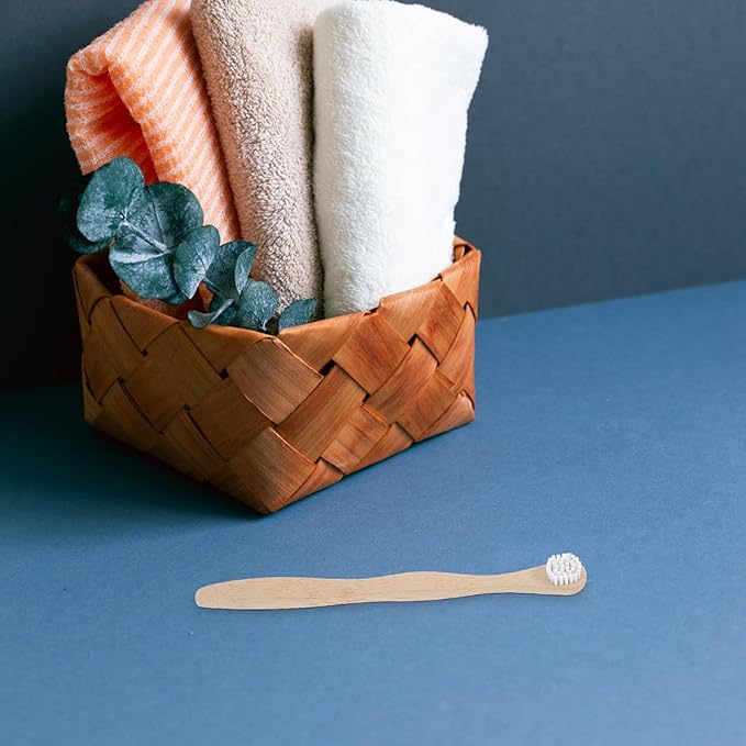 Tongue Scraper Brush for Thorough Mouth Cleaning Removes Bad Breath (White)