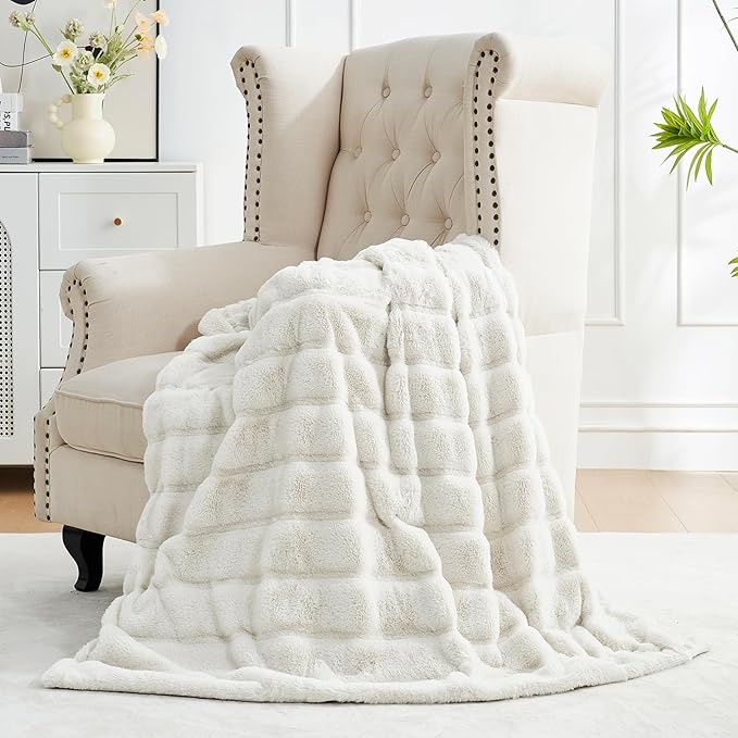 Cozy Bliss Faux Fur Throw Blanket for Couch, Cozy Soft Plush Thick Winter Blanket for Sofa Bedroom Living Room, 50 * 60 Inches Beige-StrideForce Fitness