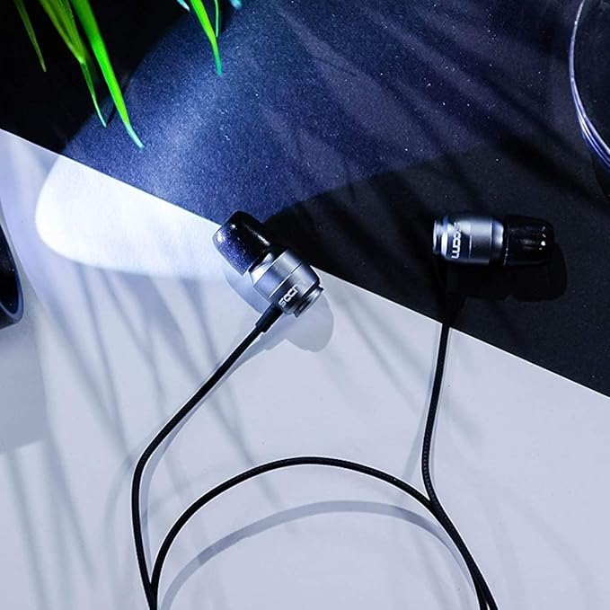 LUDOS Clamor USB C Headphones for iPhone 17 16 15 Pro Max Plus Air iPad Pro, 5 Years Warranty, USB-C Earbuds for Samsung Galaxy S24 S23 Ultra S22 S21 FE S20 A55 A54 A53, USB Type C Earphones - Grey-StrideForce Fitness