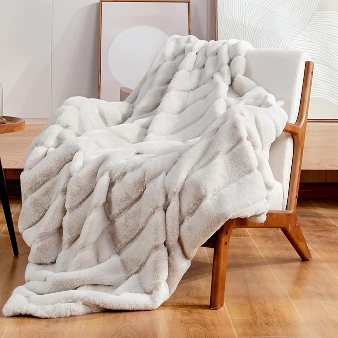 Cozy Bliss Faux Fur Throw Blanket for Couch, Cozy Soft Plush Thick Winter Blanket for Sofa Bedroom Living Room, 50 * 60 Inches Beige-StrideForce Fitness