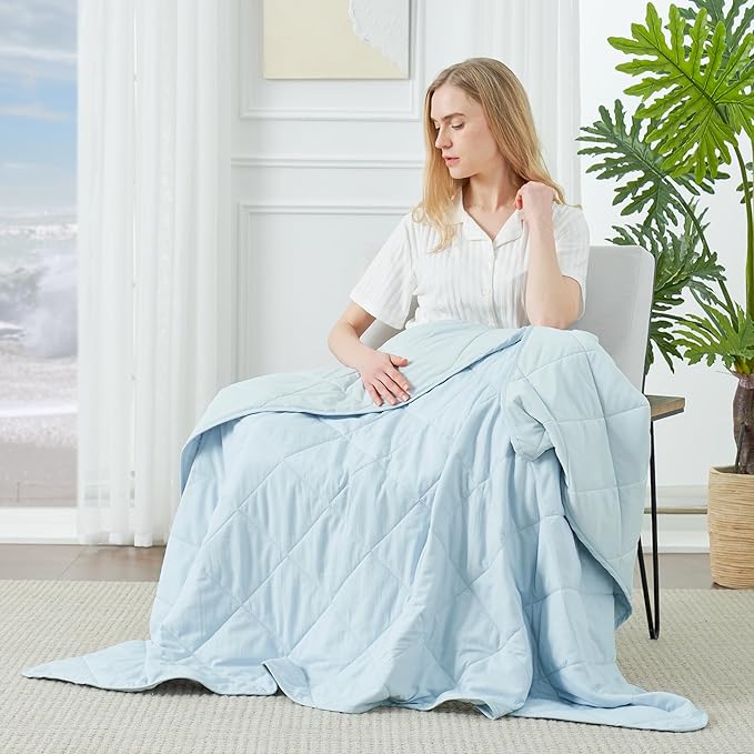 Cozy Bliss Cooling Throw Blanket for Hot Sleepers, Q-Max 0.4 Cooling Comfort 50x70, Cold Blankets for Night Sweats Sleeping, Ultra-Cool Lightweight Breathable Summer Blanket for Bed Travel-StrideForce Fitness