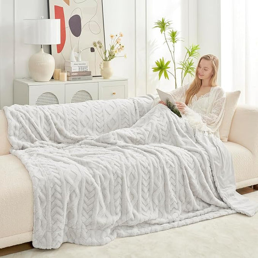 Cozy Bliss Faux Fur Throw Blanket for Couch, Jacquard Fuzzy Plush Soft Thick Winter Throw Blanket for Sofa Bed Living Room Bedroom，60"x80" Beige-StrideForce Fitness