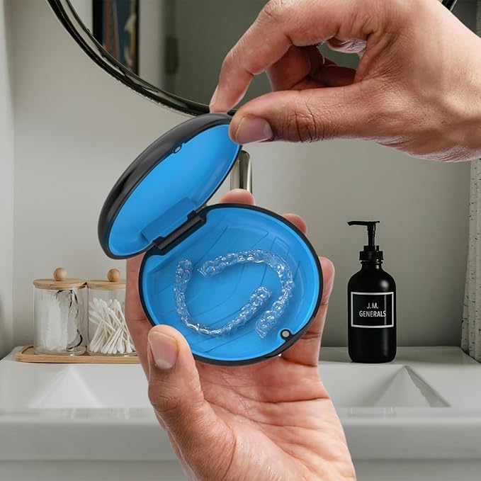 Retainer Case, Slim Aligner Cases for Invisalign, Mouthguard Case with Removal Tools& Aligners Chewies& Brush, Removable Inner Tray Silicone for Easy Cleaning (Black)