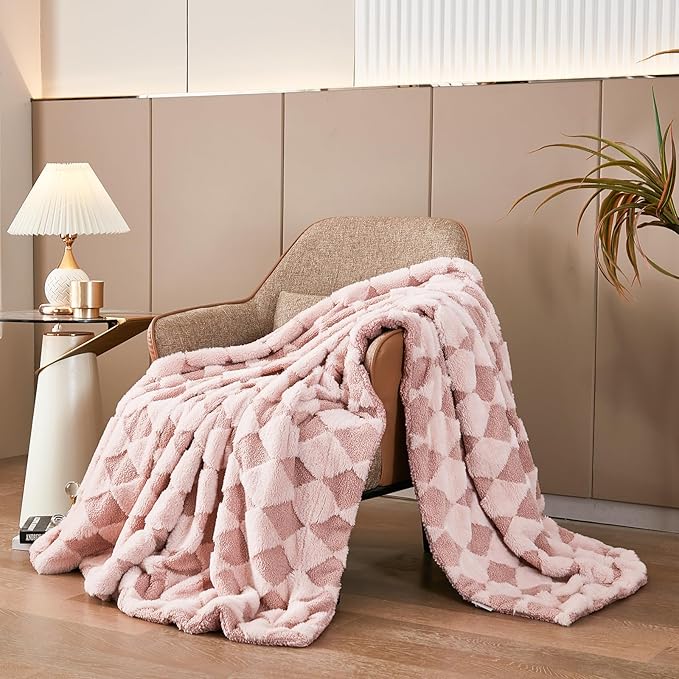 PU MEI Luxury Faux Fur Rabbit Fur Throw Blanket Pink 90"x80",Plush Reversible Sherpa Blankets,Queen Fuzzy Elegant Blanket Thick Throws for Bed,Washable Bedding Accent Blankets for Sofa Couch Chair-StrideForce Fitness