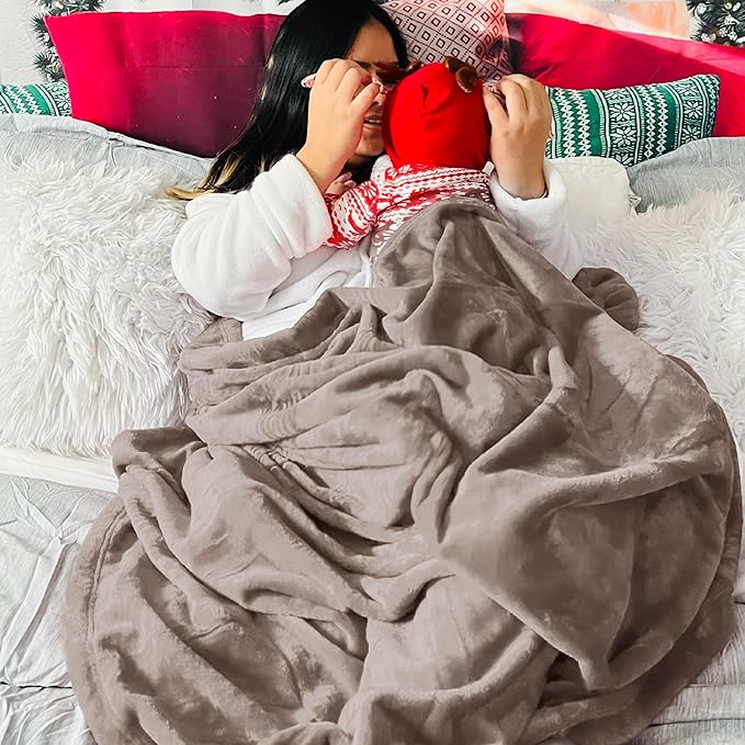 Bedsure Fleece Throw Blanket for Couch Mocha Brown - Lightweight Plush Fuzzy Cozy Soft Blankets and Throws for Sofa, 50x60 inches-StrideForce Fitness