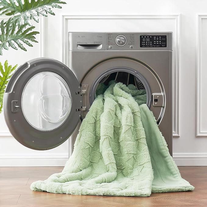 Cozy Bliss Faux Fur Throw Blanket for Couch - Soft Checkered Fuzzy Cozy Throw Gift Blankets for Women,Sage Green Boho Blanket for Sofa Bedroom Living Room.50 * 60 Inches-StrideForce Fitness