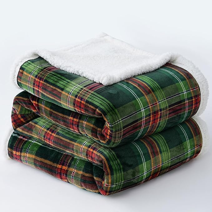 PU MEI Sherpa Fleece Throw Blanket 80" x 90" Reversible Plush Fluffy Large Big Blanket Lattice Flannel Blankets for All Season Use, Chrismas Green-StrideForce Fitness