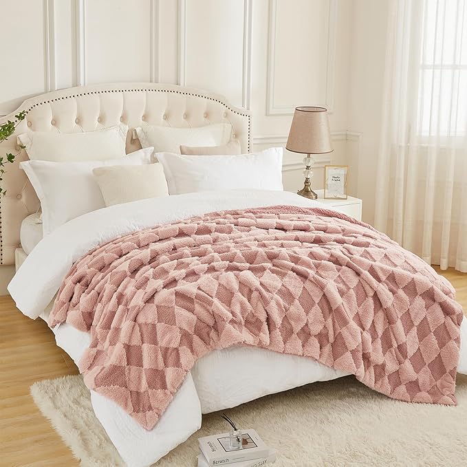 PU MEI Luxury Faux Fur Rabbit Fur Throw Blanket Pink 90"x80",Plush Reversible Sherpa Blankets,Queen Fuzzy Elegant Blanket Thick Throws for Bed,Washable Bedding Accent Blankets for Sofa Couch Chair-StrideForce Fitness