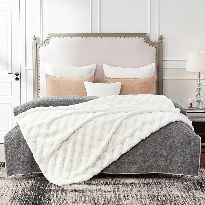 Cozy Bliss Faux Fur Throw Blanket for Couch - Soft Checkered Fuzzy Cozy Throw Gift Blankets for Women,Cream White Boho Blanket for Sofa Bedroom Living Room.60 * 80 Inches-StrideForce Fitness