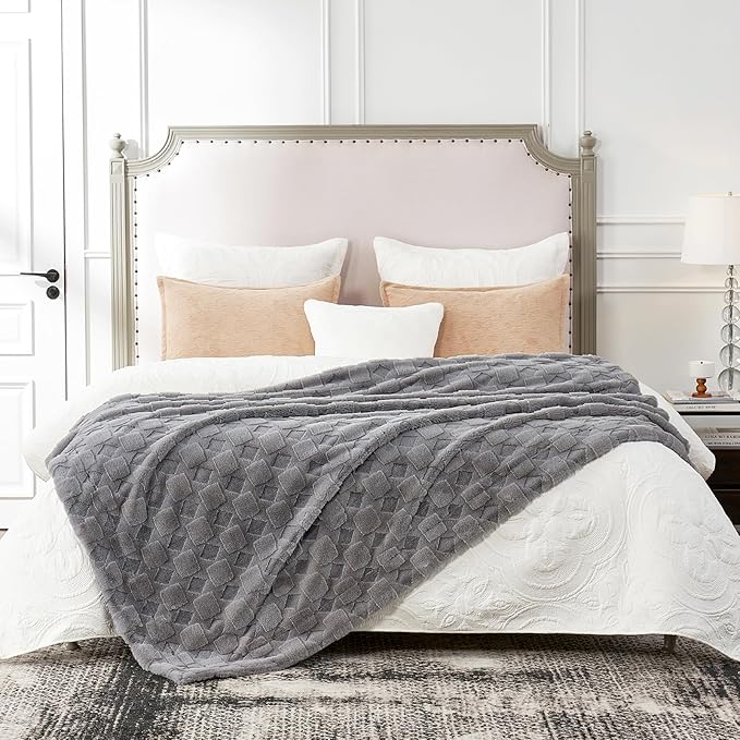 Cozy Bliss Faux Fur Throw Blanket for Couch - Soft Checkered Fuzzy Cozy Throw Gift Blankets for Women,Grey Blanket for Sofa Bedroom Living Room.(60 * 80 Inches,Grey)-StrideForce Fitness
