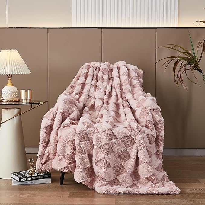 PU MEI Luxury Faux Fur Rabbit Fur Throw Blanket Pink 90"x80",Plush Reversible Sherpa Blankets,Queen Fuzzy Elegant Blanket Thick Throws for Bed,Washable Bedding Accent Blankets for Sofa Couch Chair-StrideForce Fitness
