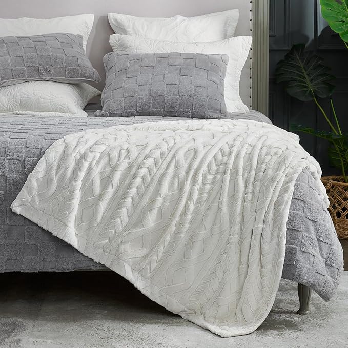 Cozy Bliss Faux Fur Throw Blanket for Couch, Jacquard Fuzzy Plush Soft Thick Winter Throw Blanket for Sofa Bed Living Room Bedroom，50"x60" Beige-StrideForce Fitness