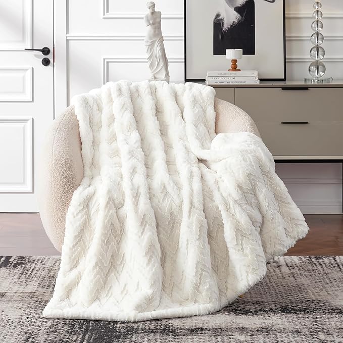 Cozy Bliss Faux Fur Throw Blanket for Couch - Ultra Soft Fuzzy Cozy Throw Gift Blankets for Women,Cream White Boho Blanket for Sofa Bedroom Living Room.50 * 60 Inches-StrideForce Fitness