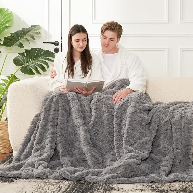 Cozy Bliss Faux Fur Throw Blanket for Couch - Soft Fuzzy Cozy Throw Gift Blankets for Women,Grey Boho Blanket for Sofa Bedroom Living Room.50 * 60 Inches-StrideForce Fitness