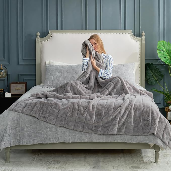 Cozy Bliss Faux Fur Throw Blanket for Couch, Cozy Warm Plush Striped Blanket for Sofa Bedroom Living Room, 90 * 90 Inches Grey-StrideForce Fitness