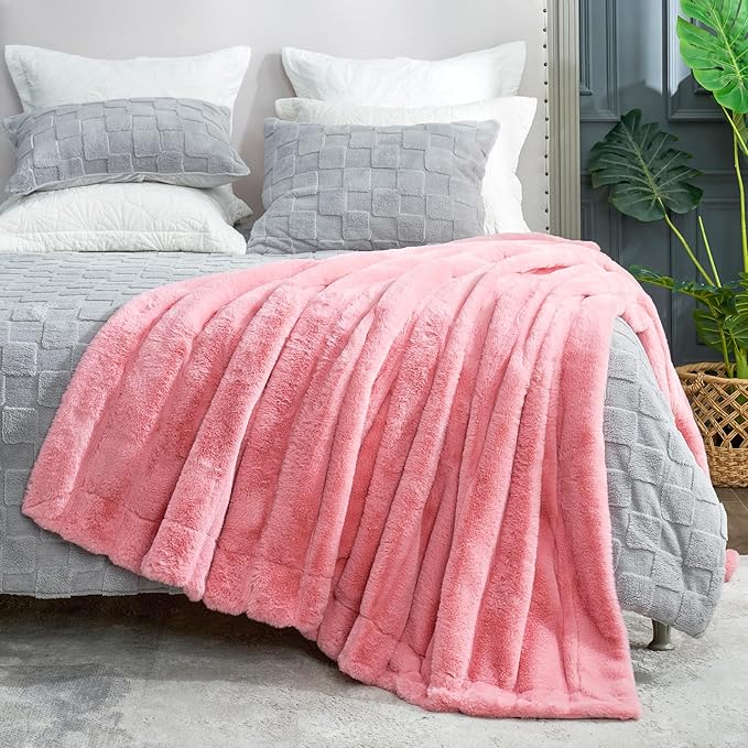 Cozy Bliss Faux Fur Throw Blanket for Couch, Cozy Warm Plush Striped Blanket for Sofa Bedroom Living Room, Pink-StrideForce Fitness