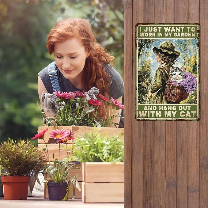 Garden Sign I Just Want To Work In My Garden and Hang Out With My Cat Vintage Metal Tin Sign Retro for Home Patio Backyard 12 * 8inch-StrideForce Fitness