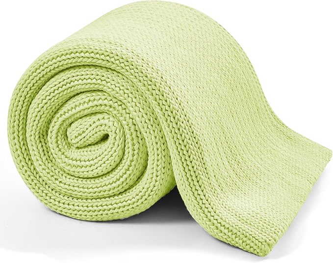 L'AGRATY Knitted Weighted Blanket - 60"x80" 15lbs Cooling Chunky Knit Heavy Blanket for Adults Braided Crochet Throw Thick Cable Yarn Knit Decorative No Beads Evenly Weighted Machine Washable-StrideForce Fitness