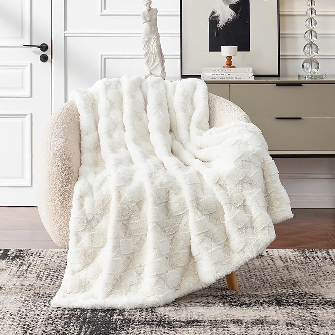 Cozy Bliss Faux Fur Throw Blanket for Couch - Soft Checkered Fuzzy Cozy Throw Gift Blankets for Women,Cream White Boho Blanket for Sofa Bedroom Living Room.60 * 80 Inches-StrideForce Fitness