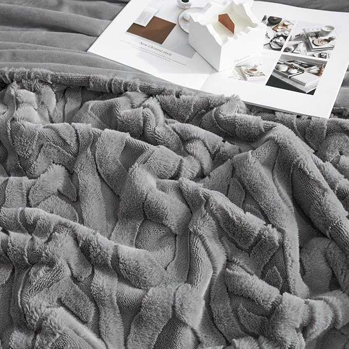 Cozy Bliss Faux Fur Throw Blanket for Couch, Jacquard Fuzzy Plush Soft Thick Winter Throw Blanket for Sofa Bed Living Room Bedroom，60"x80" Grey-StrideForce Fitness