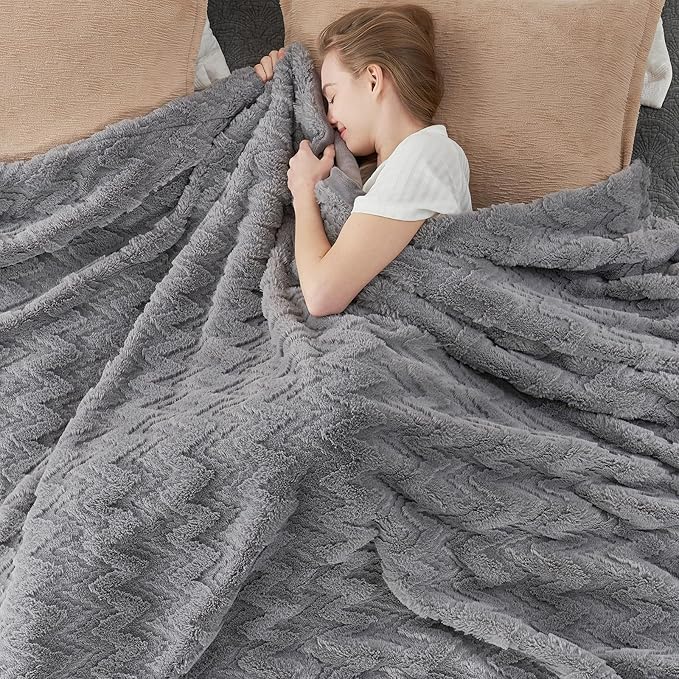 Cozy Bliss Faux Fur Throw Blanket for Couch - Soft Fuzzy Cozy Throw Gift Blankets for Women,Grey Boho Blanket for Sofa Bedroom Living Room.60 * 80 Inches-StrideForce Fitness