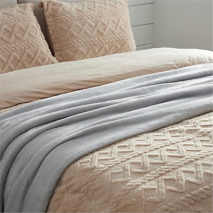 Bedsure Twin XL Fleece Blanket Dorm Bedding - Lightweight Soft Cozy Blankets for Bed, Sofa, Couch, Travel, Camping,Light Grey, 66"x90"-StrideForce Fitness