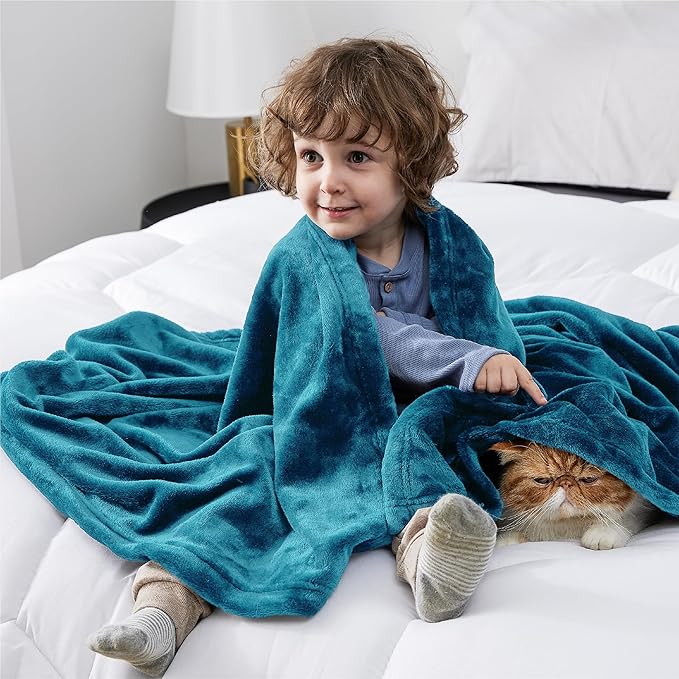 Bedsure Bedding Fleece Blanket for Girls and Boys - Soft Cozy Cute Small Throw Blankets for Travel, 43x55 Inches,Teal Blue-StrideForce Fitness